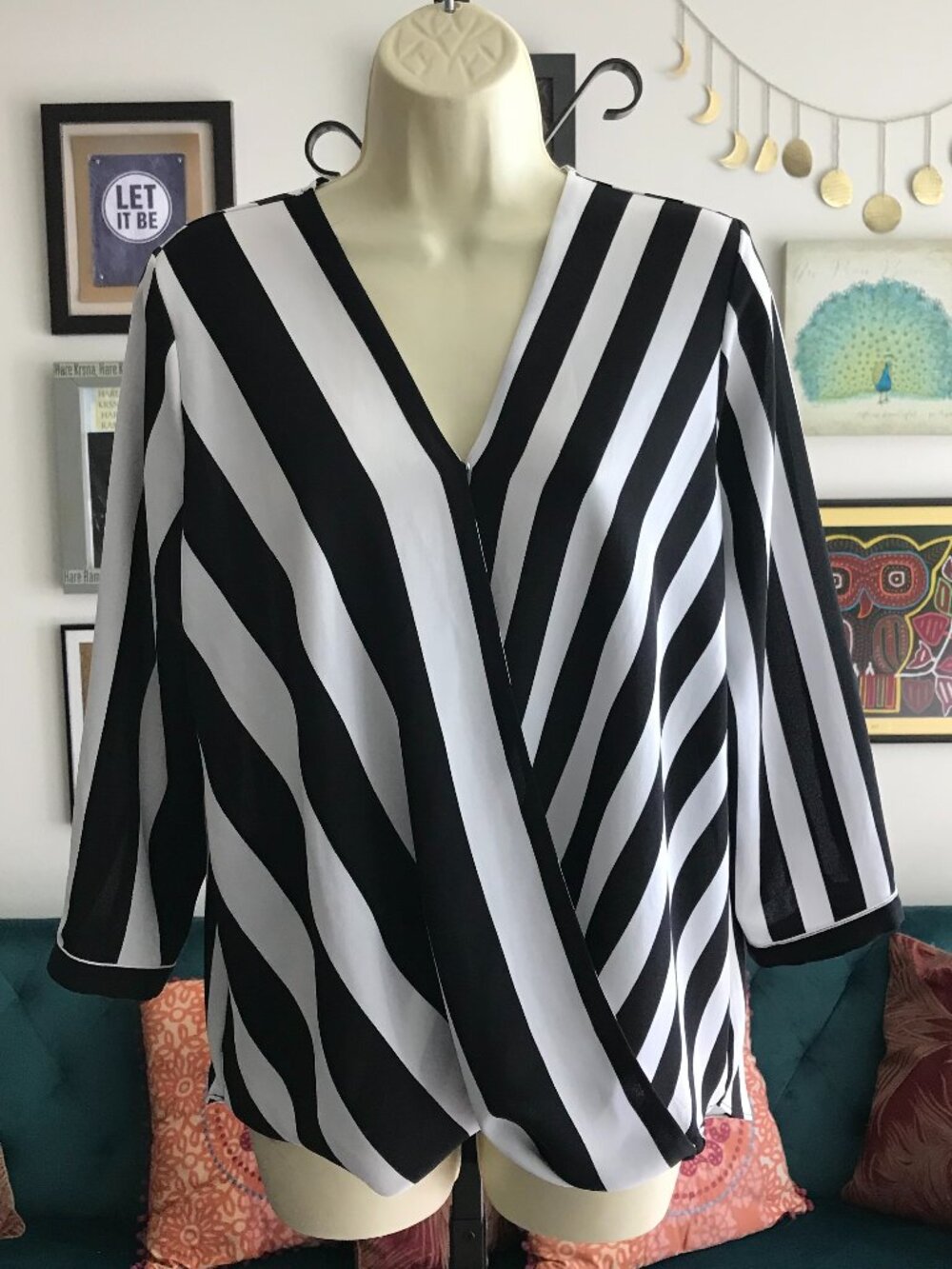 ALFANI size 6 Black & White Striped Wrap Front Georgette 3/4 Sleeve Blouse Top